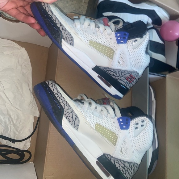 Js size 4 used super good condition size 3 1/5